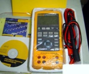 FLUKE724